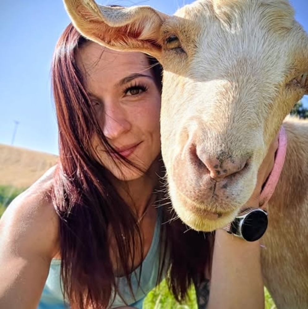 Meet your Posher, Hanna